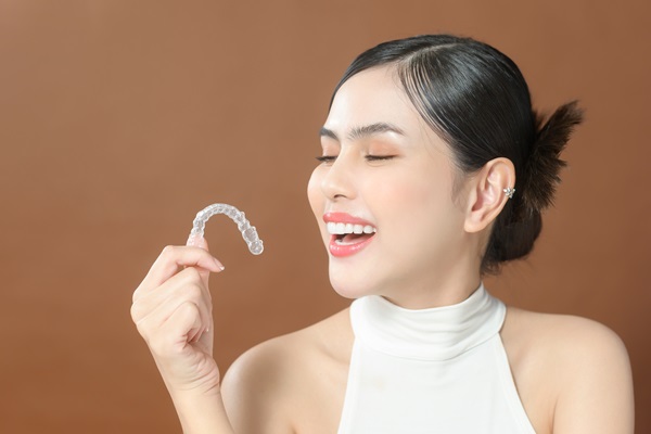 Teeth Straightening With Clear Aligners